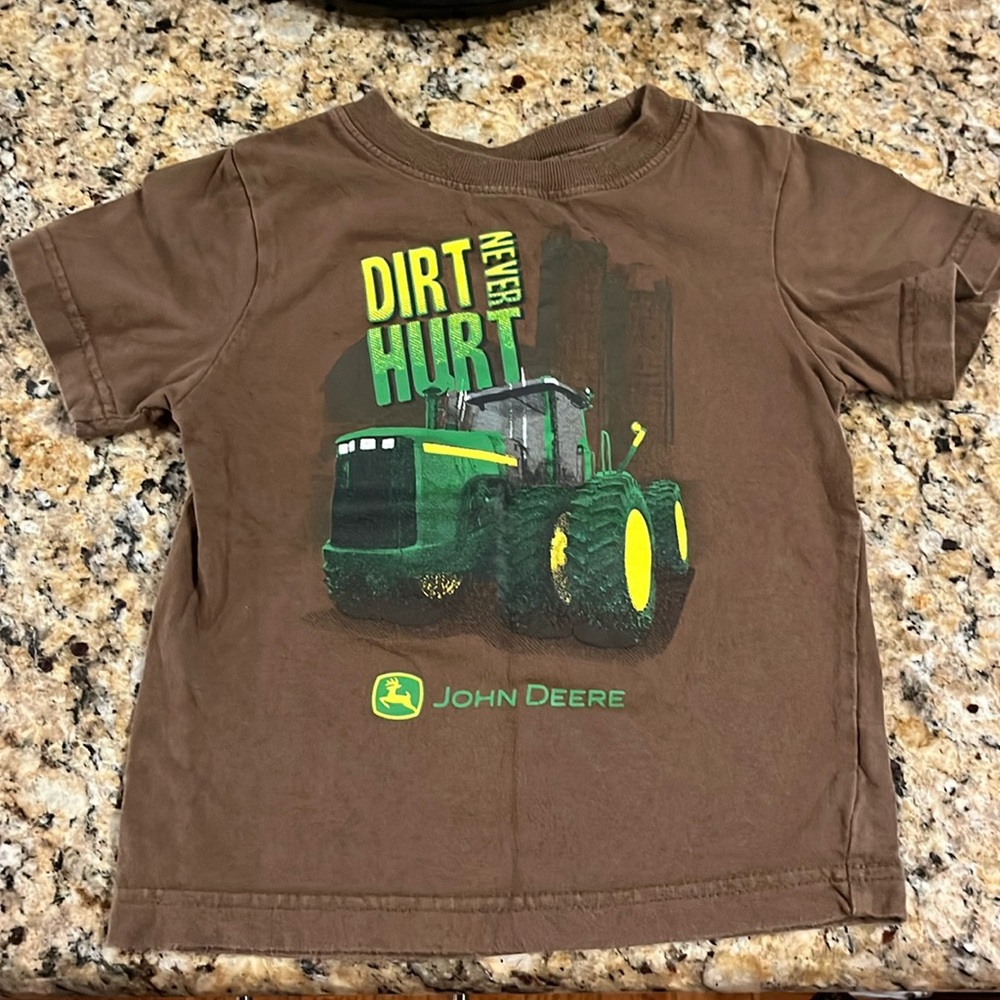 John Deere T Shirt Size 3T